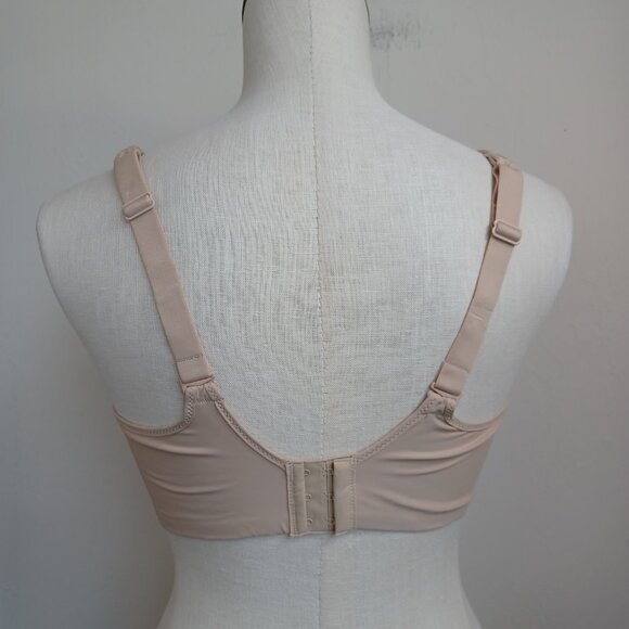 Bali Bra Comfortlite Smoothing Neutral Nude Adjustable Back Strap Women 40DD NEW - Picture 3 of 13